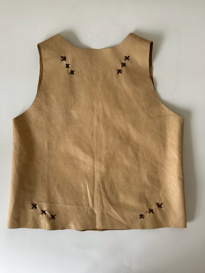 Top Cuero Antu color beige detalle - Paula Márquez