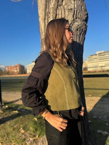 Gilet Sofía de cuero color verde - Paula Márquez