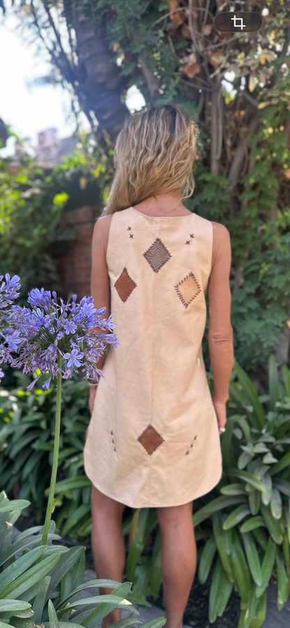 Vestido Victoria color Beige detalle - Paula Márquez