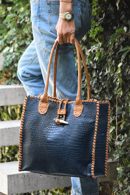 Cartera Cuero Croco Violeta