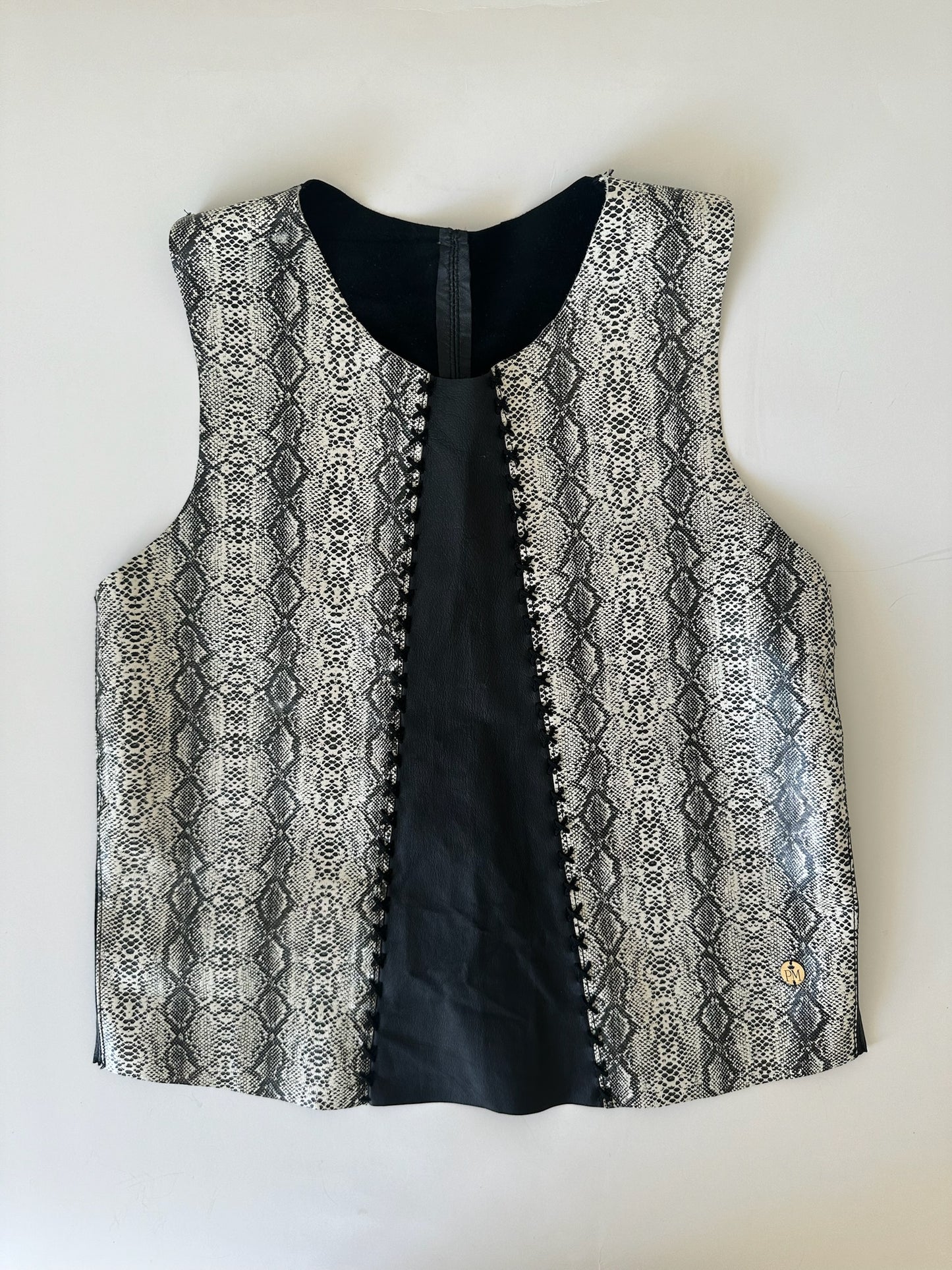 Top Antonia 127