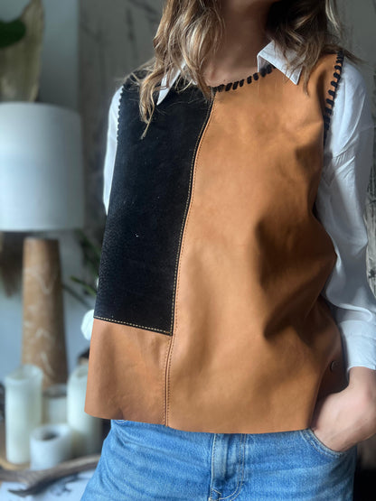 Top Cuero Paula color camel detalle - Paula Márquez