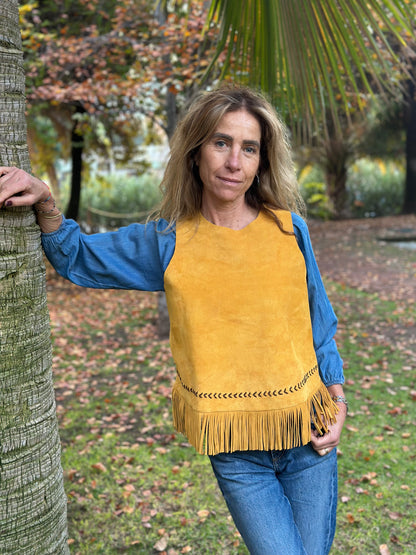 Top Gamuza Eloisa color amarillo - Paula Márquez