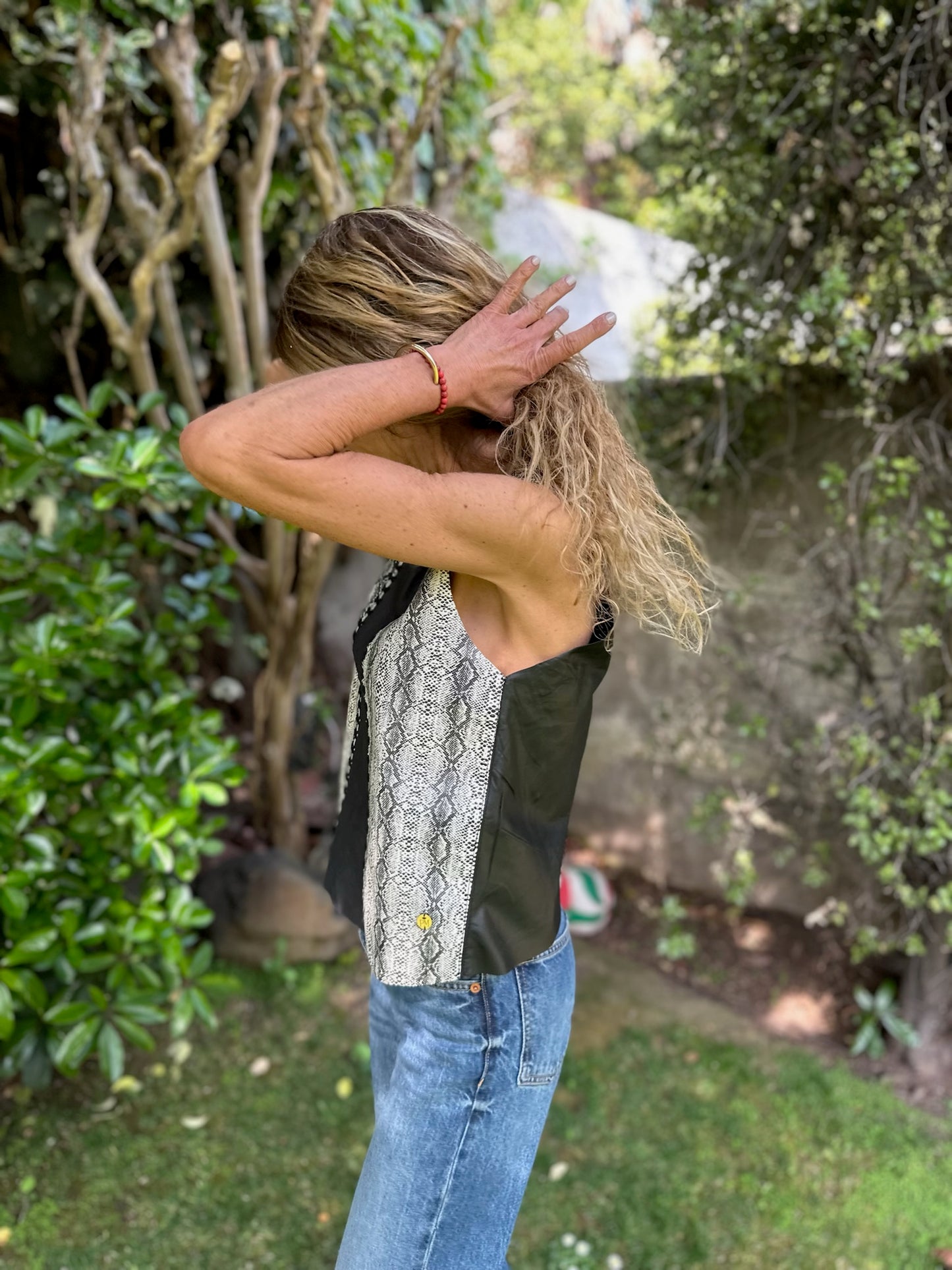 Top Antonia 127