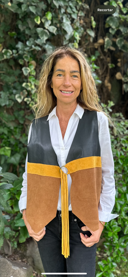 Gilet Jacinta de cuero color camel - Paula Márquez