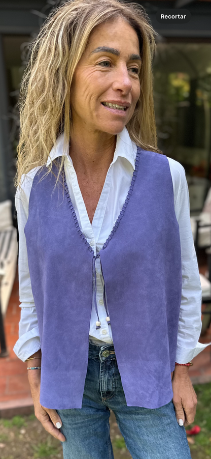 Gilet Carola de cuero color jacinto - Paula Márquez