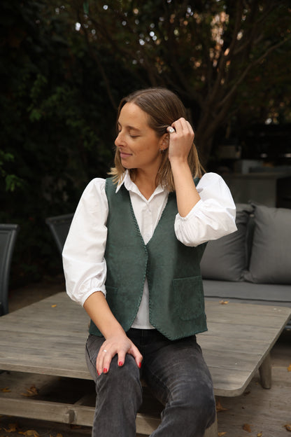 Gilet Magnolia de cuero color verde - Paula Márquez