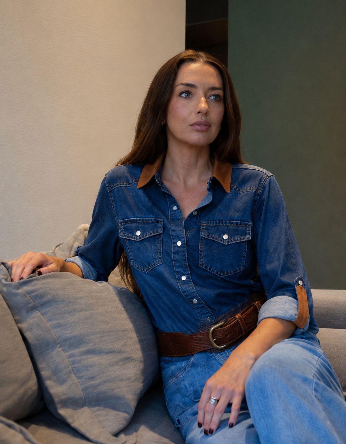 Blusa Florencia  clásica Denim 102 mezclilla y detalles en gamuza