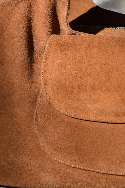 Cartera Begoña de cuero color camel detalle - Paula Márquez