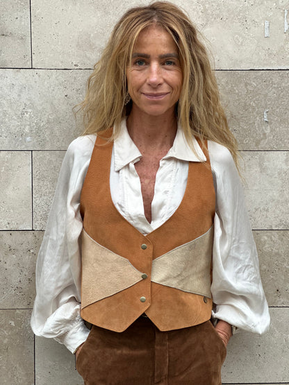 Gilet Cuero Kira 100 | Paula Márquez