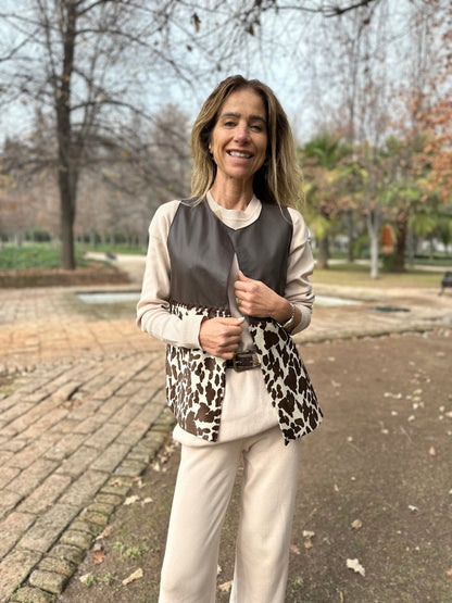 Chaqueta de cuero sin mangas café Valentina - Paula Márquez