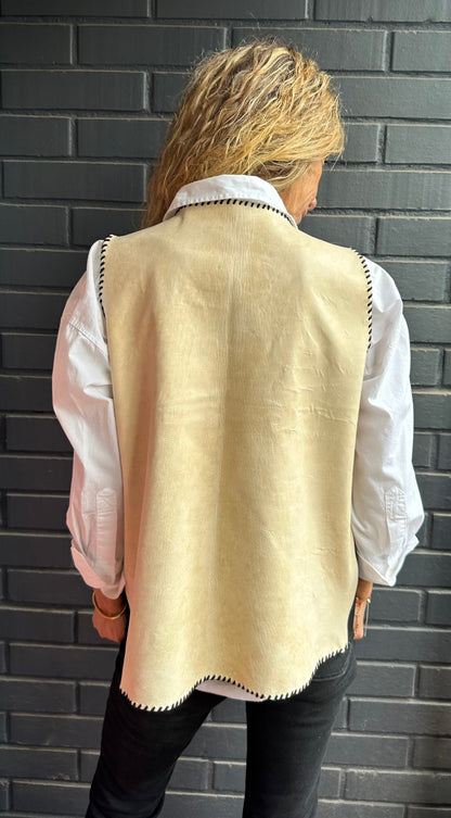 Chaqueta cuero sin mangas Valentina negro