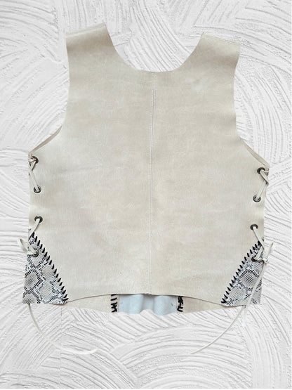 Top cuero Erica color Blanco detalle - Paula Márquez