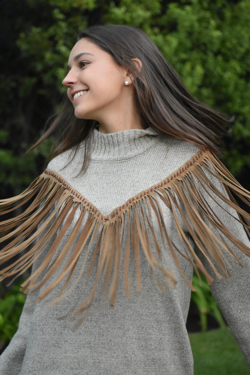 Sweater Lana Mila flecos