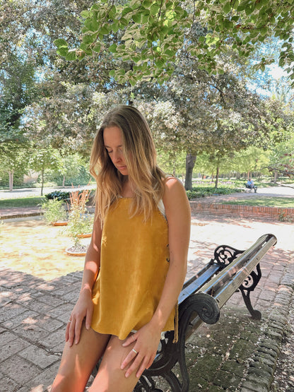 Top Gamuza Julieta color amarillo - Paula Márquez