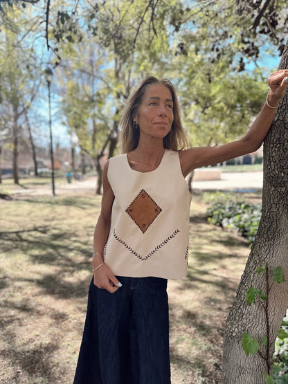 Top Cuero Antu color blanco - Paula Márquez