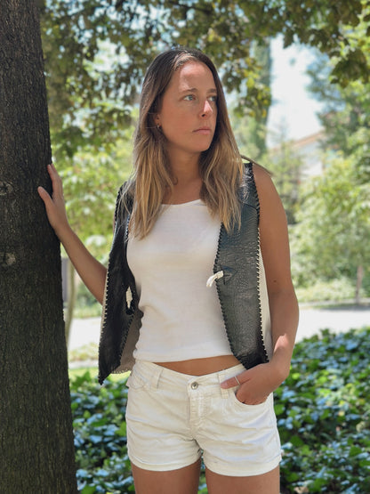 Gilet Francisca de cuero color blanco - Paula Márquez